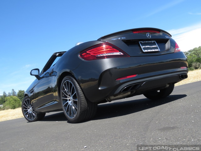 2019-mercedes-benz-amg-slc-43-020.jpg