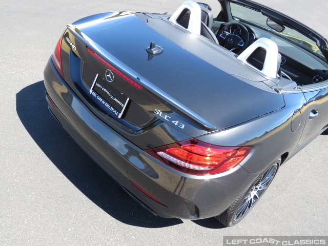 2019-mercedes-benz-amg-slc-43-081.jpg