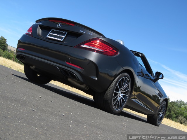 2019-mercedes-benz-amg-slc-43-145.jpg